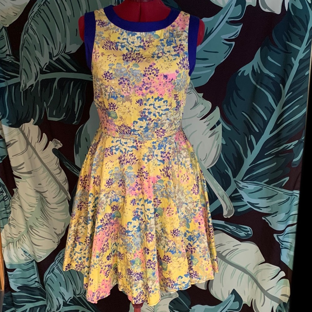 ModCloth spring dress - Picture 1 of 6